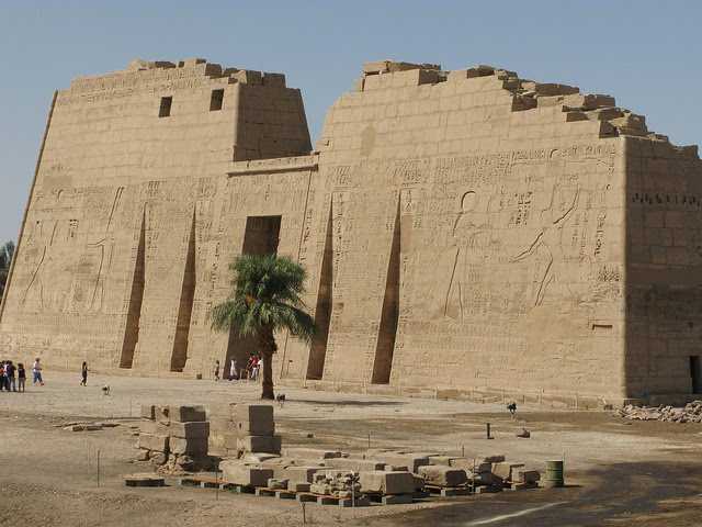 Der Habu Tempel